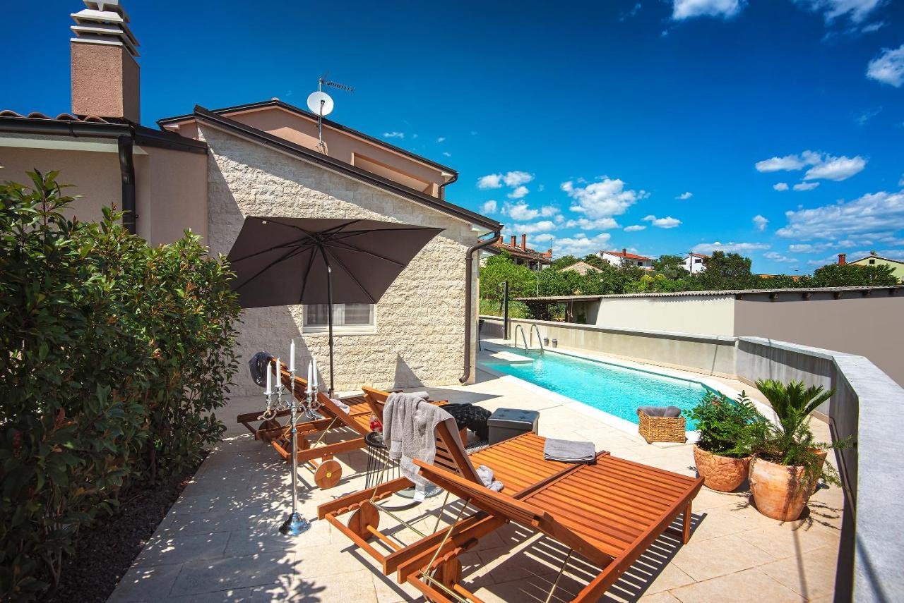 Vila Una With Private Pool Near Rovinj - Open 2022 Rovinjsko Selo Exterior foto